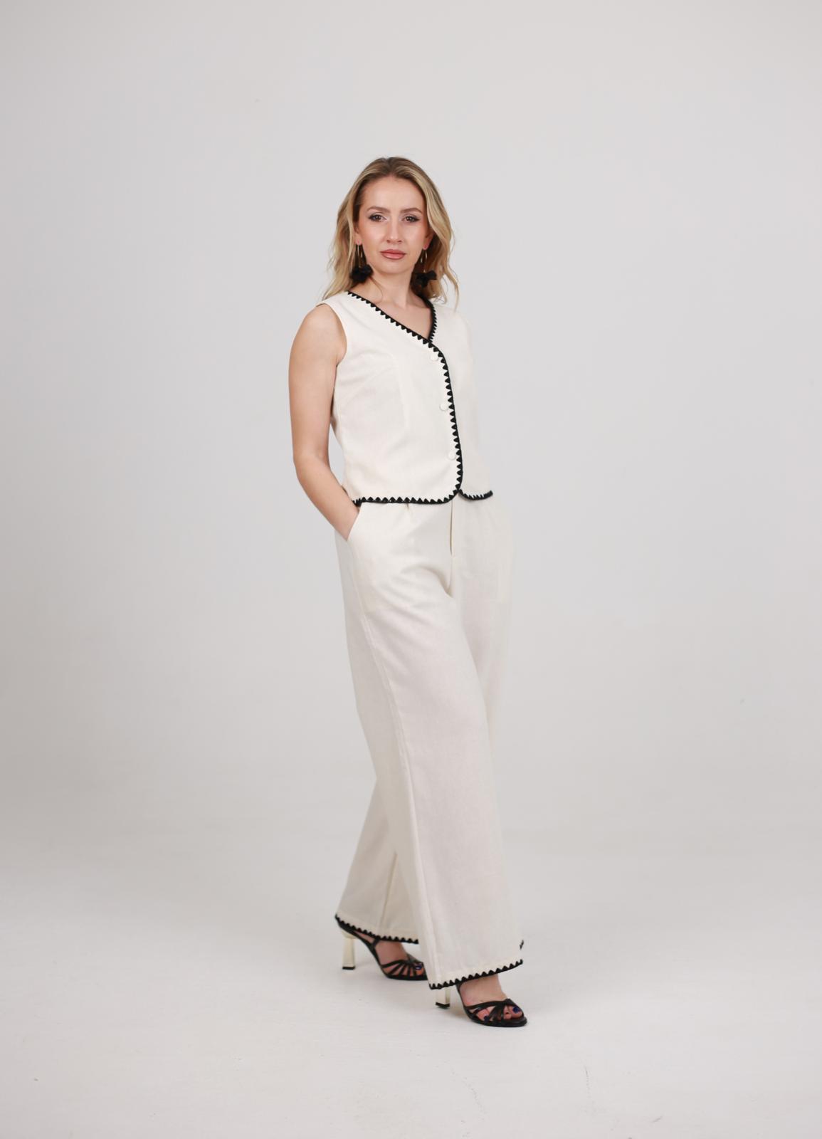 Conjunto chaleco y pantalón Mod .Naipes